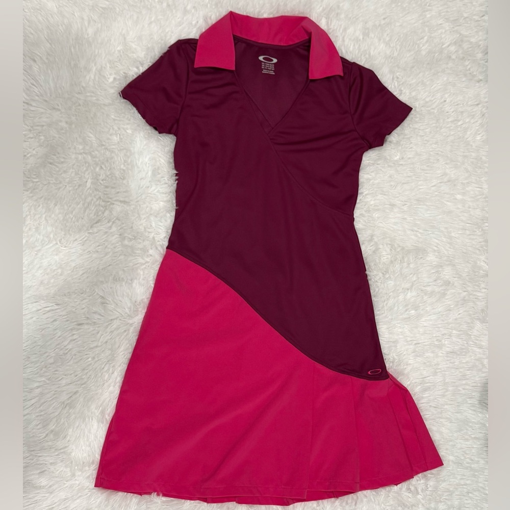 Oakley Chalet Tennis Dress Colorblock Magenta Purple XS Athletic Golf